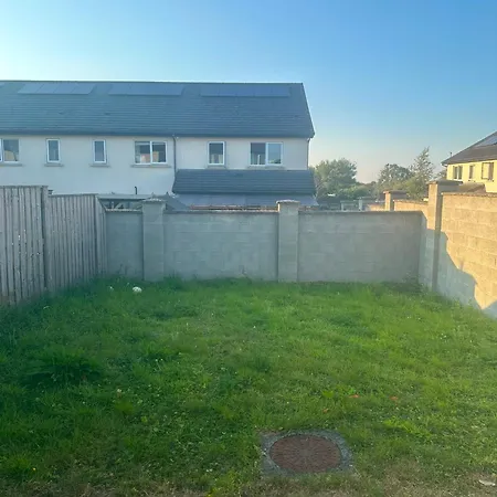 Private Single Bedroom In Beautiful House *